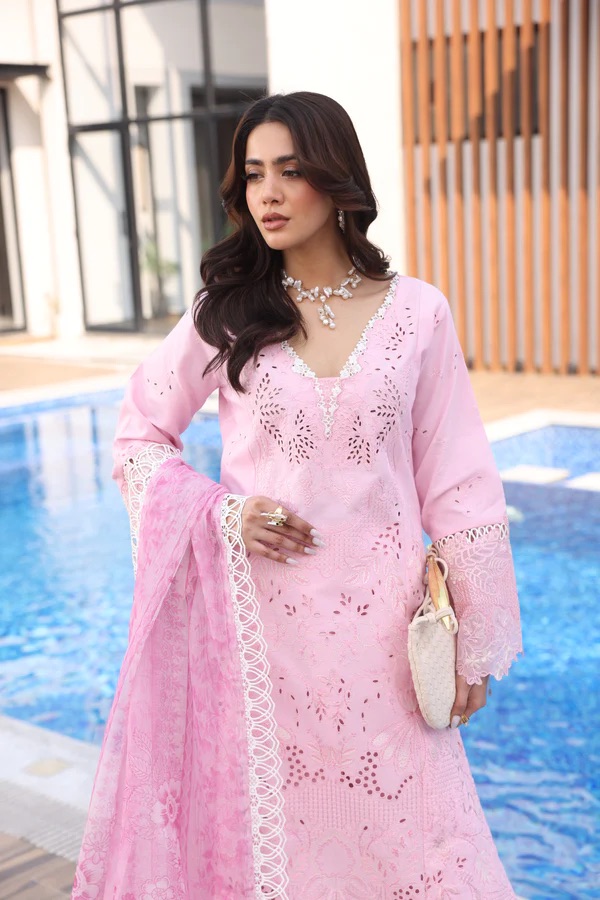 PINK LILLY - Image 4