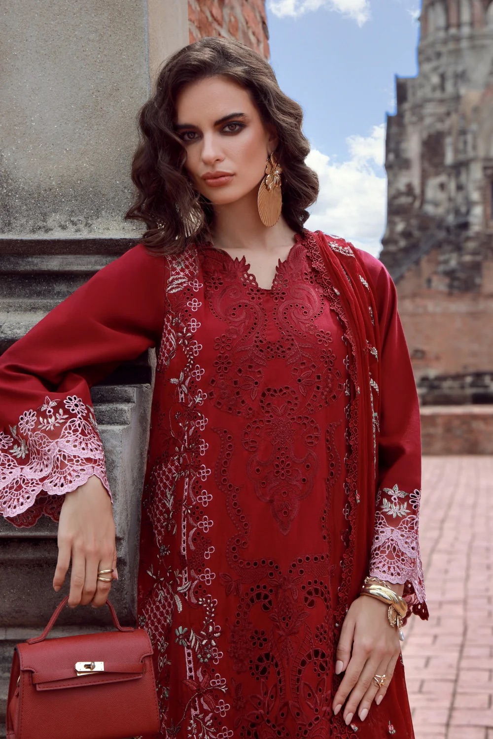 CRIMSON CHARM - Image 6