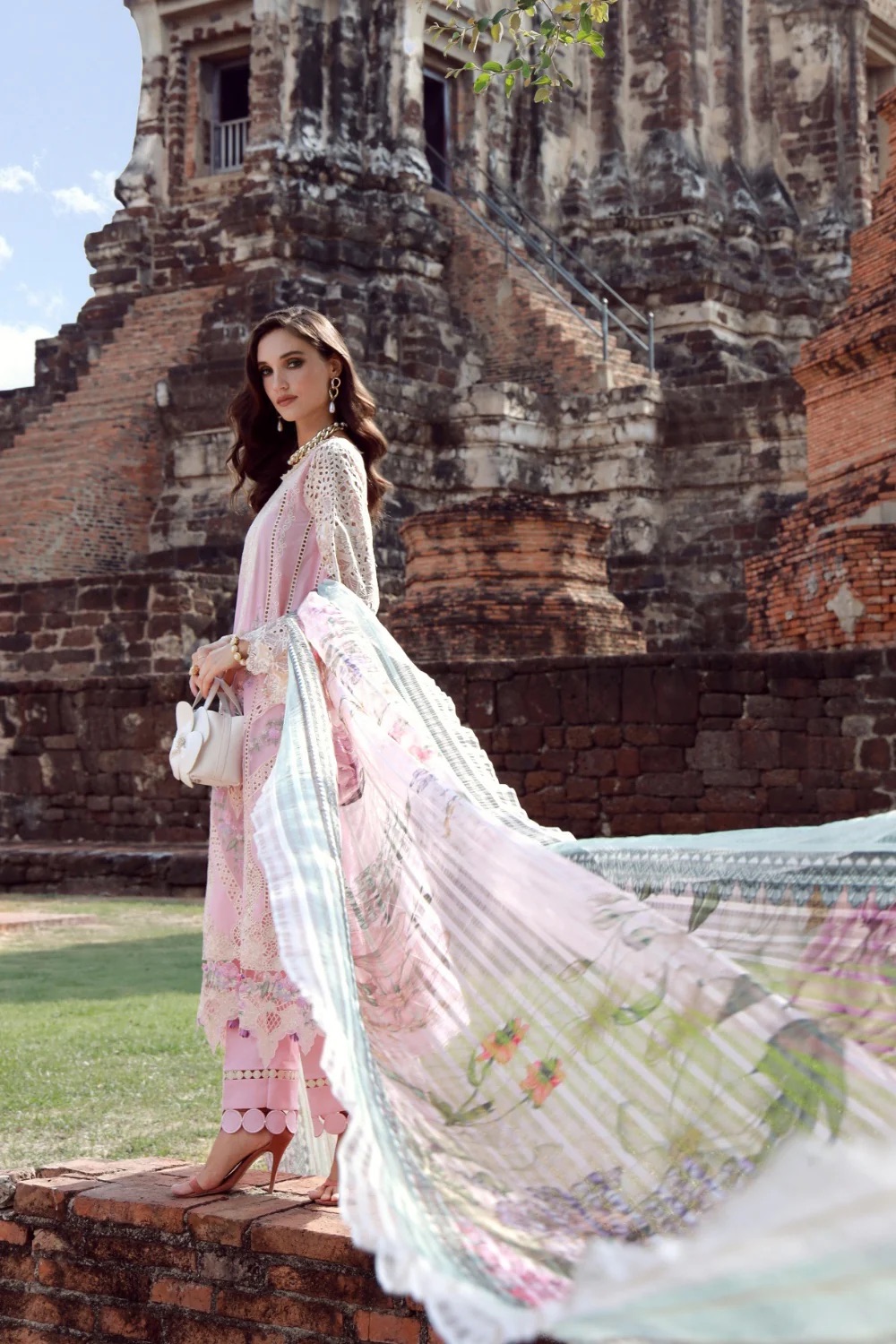 PINK SCAPOLITE - Image 4