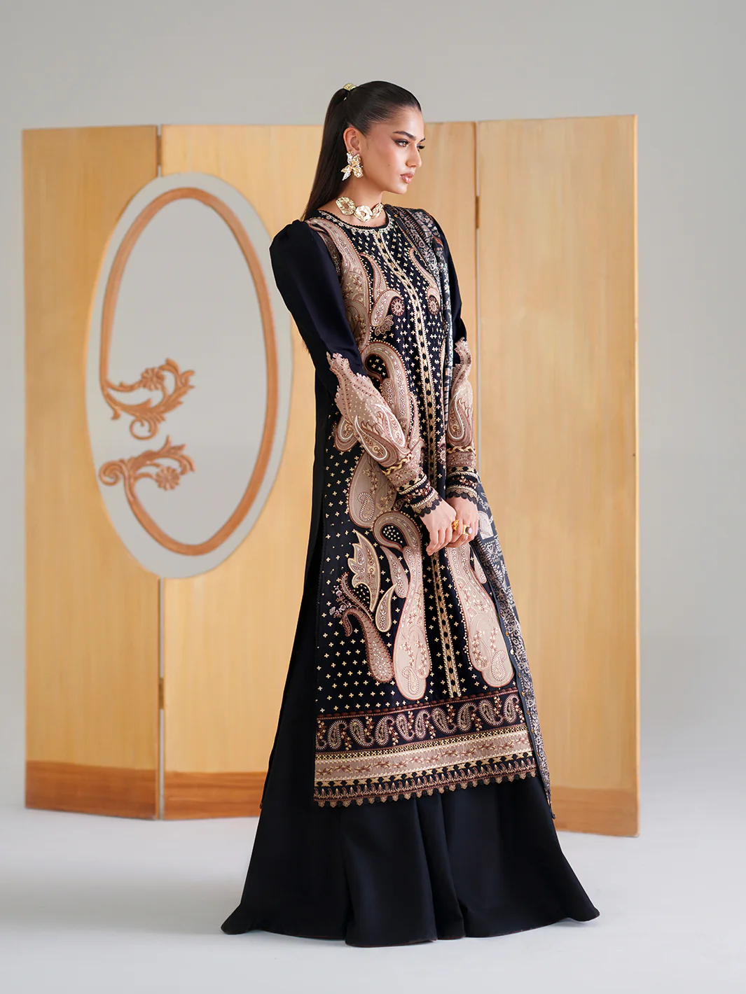 BIN ILYAS LAWN 185-B - Image 9