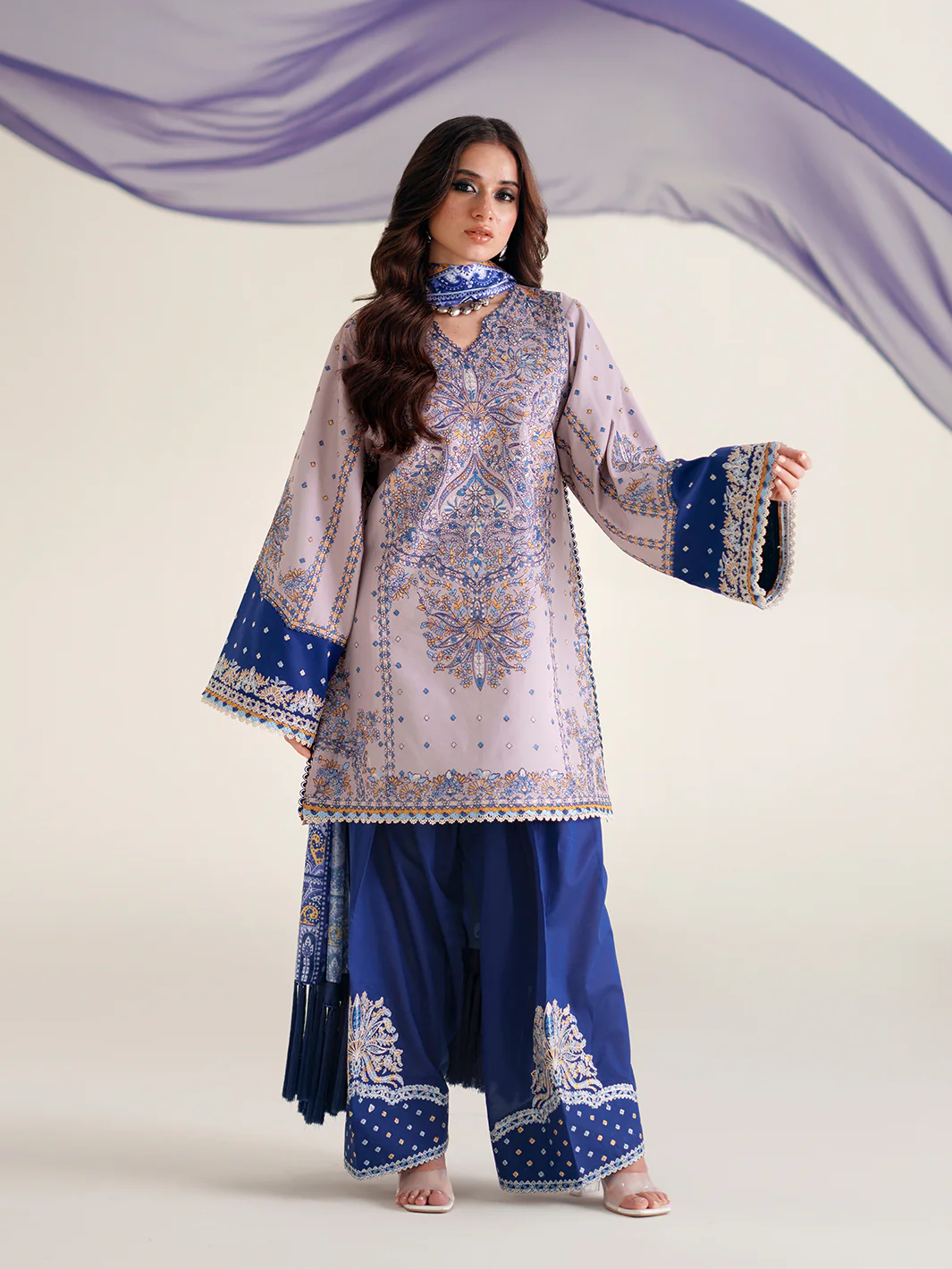 BIN ILYAS LAWN 182-B - Image 4