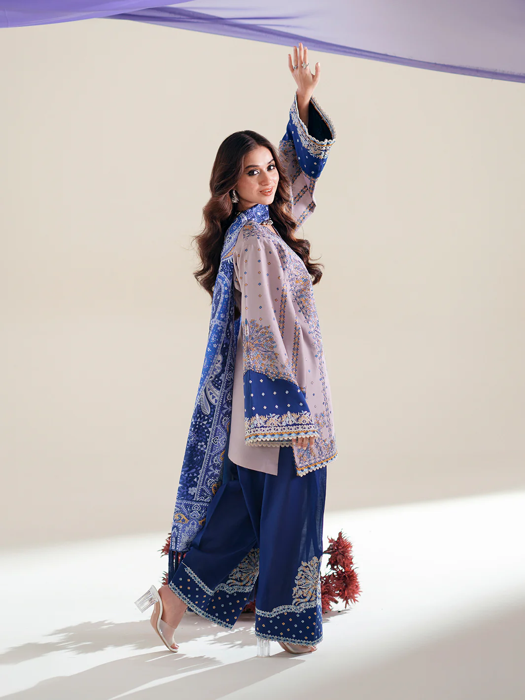 BIN ILYAS LAWN 182-B - Image 6