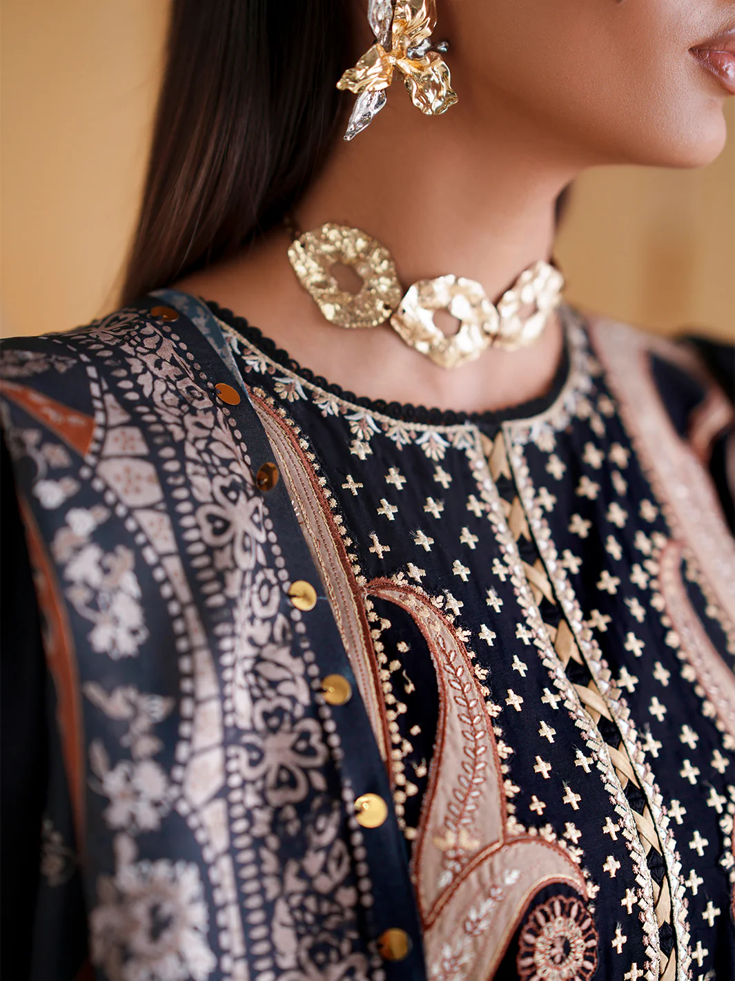 BIN ILYAS LAWN 185-B - Image 8