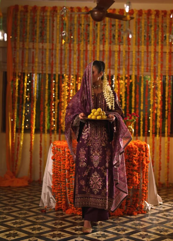 CASAUL LITE | HUSN E ZAREEN